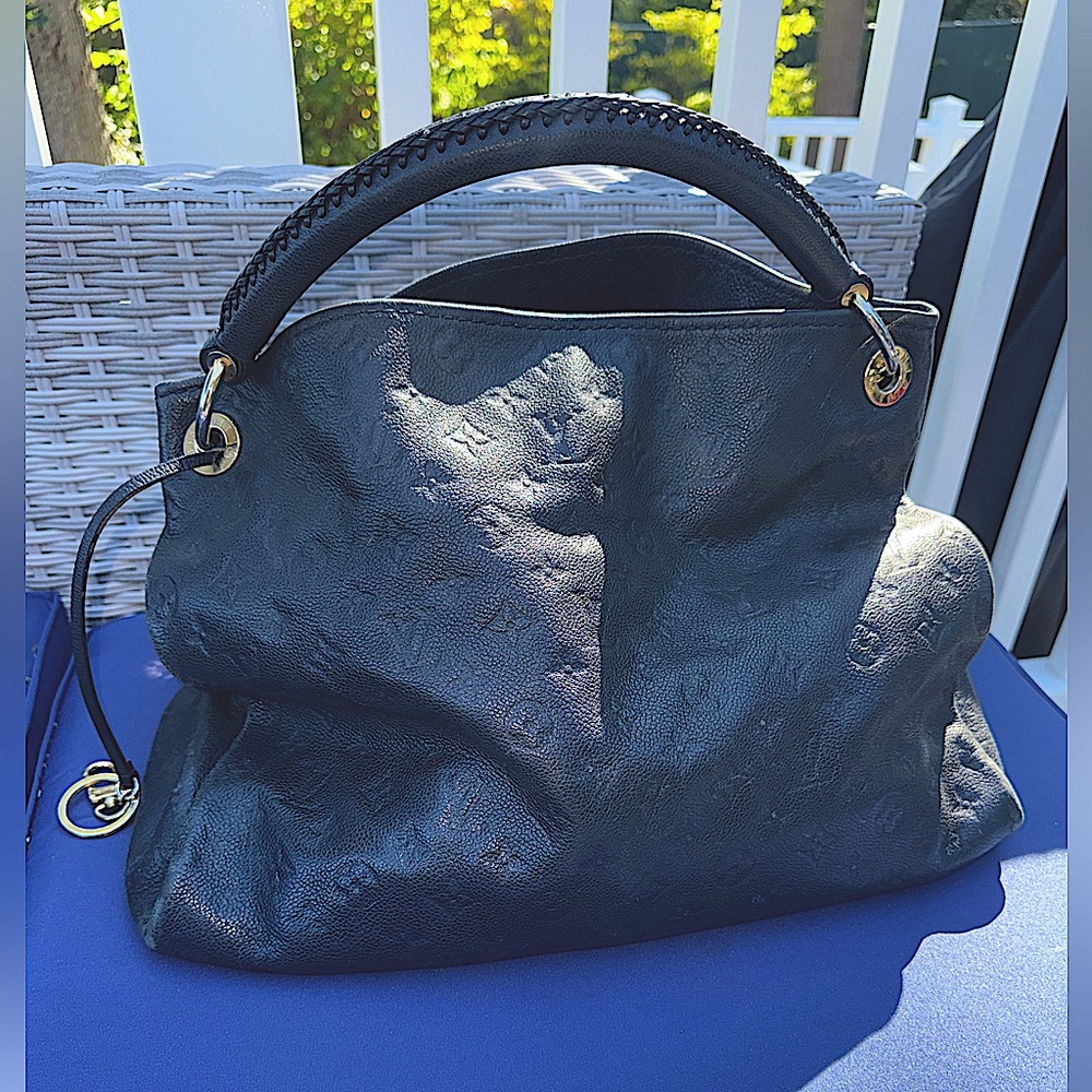 Louis Vuitton Artsy Mm Empreinte BLACK